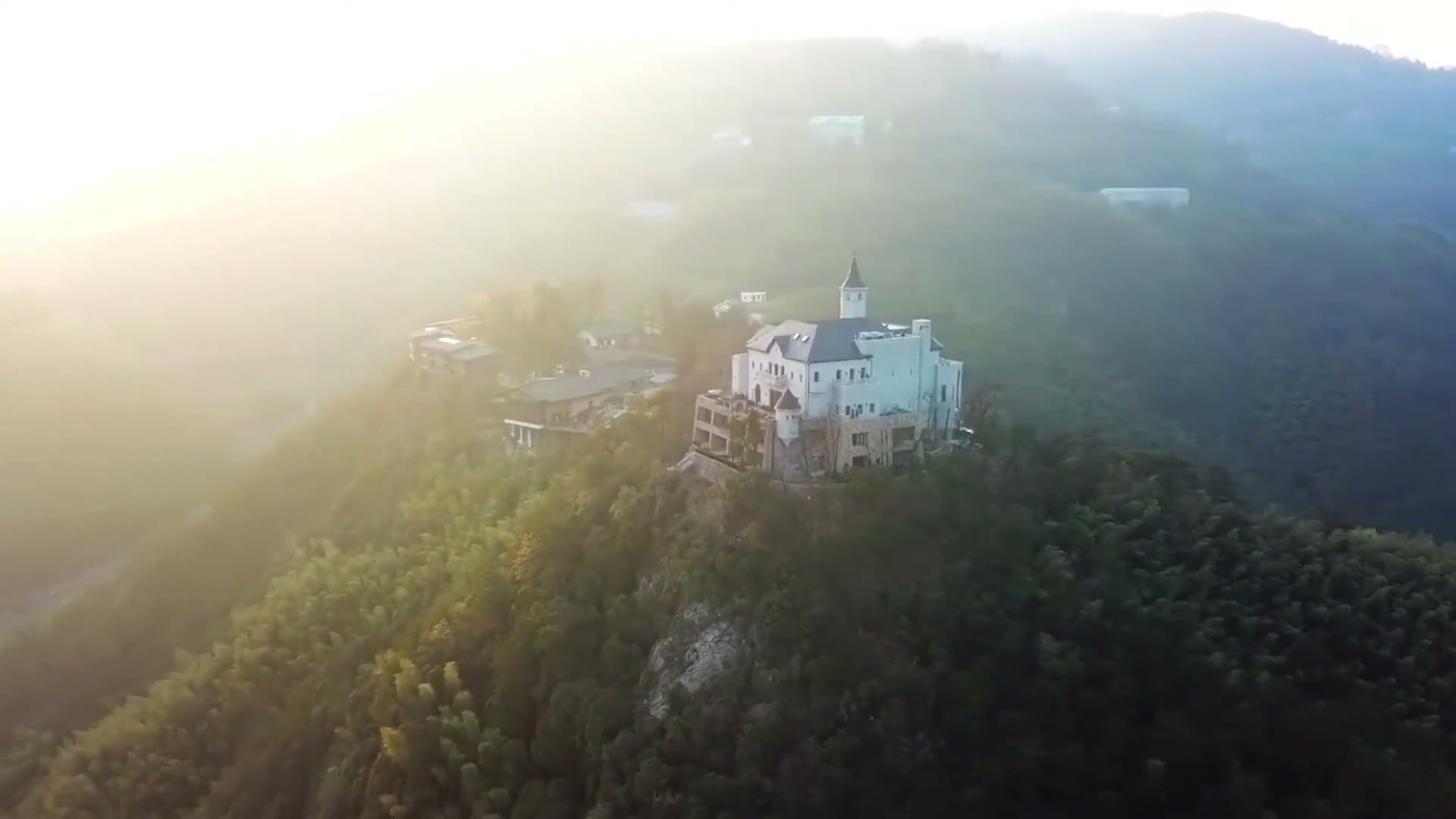 Eco-Luxury Tourism